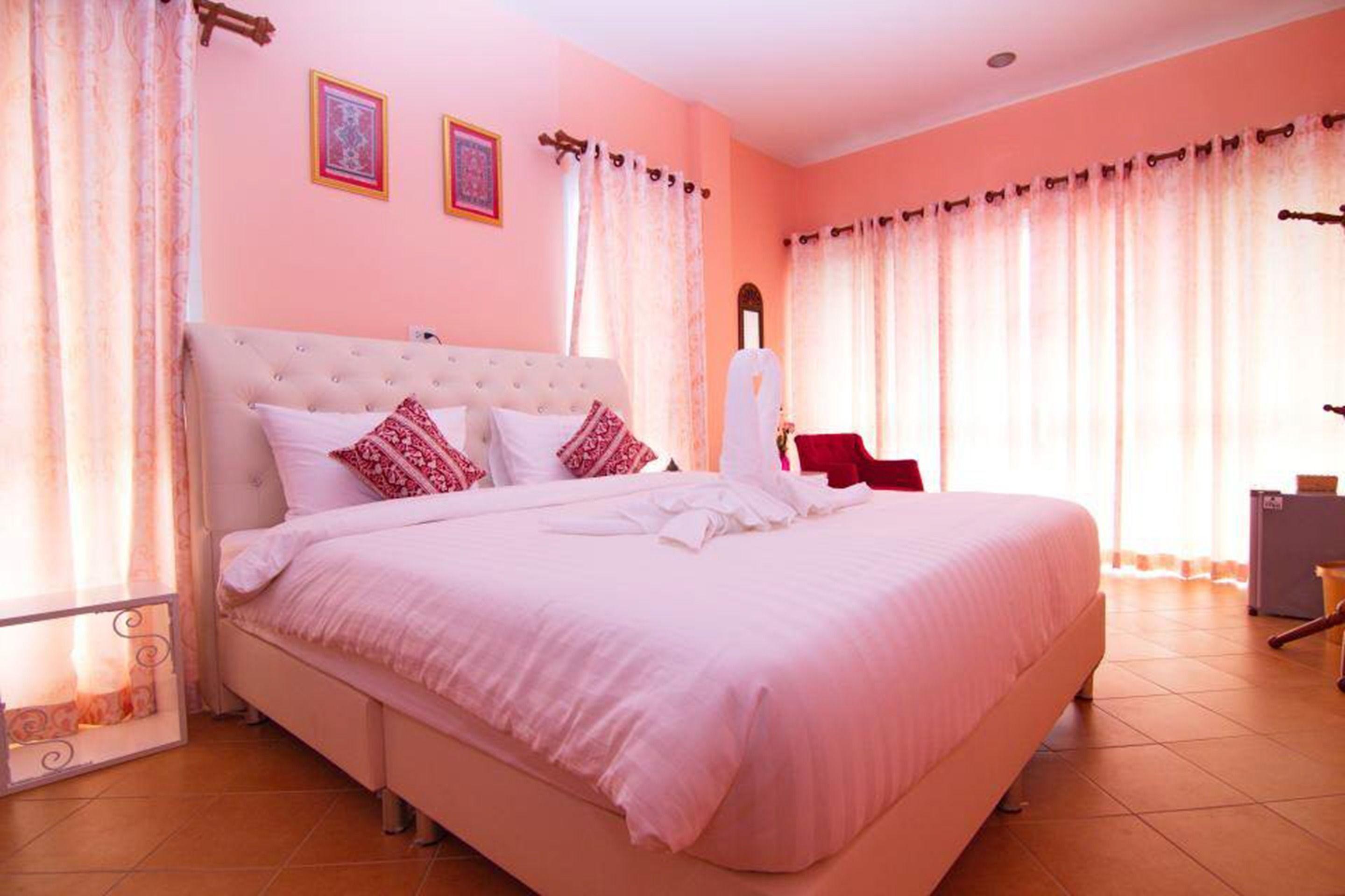 Chowdhury Boutique House — Photos 1