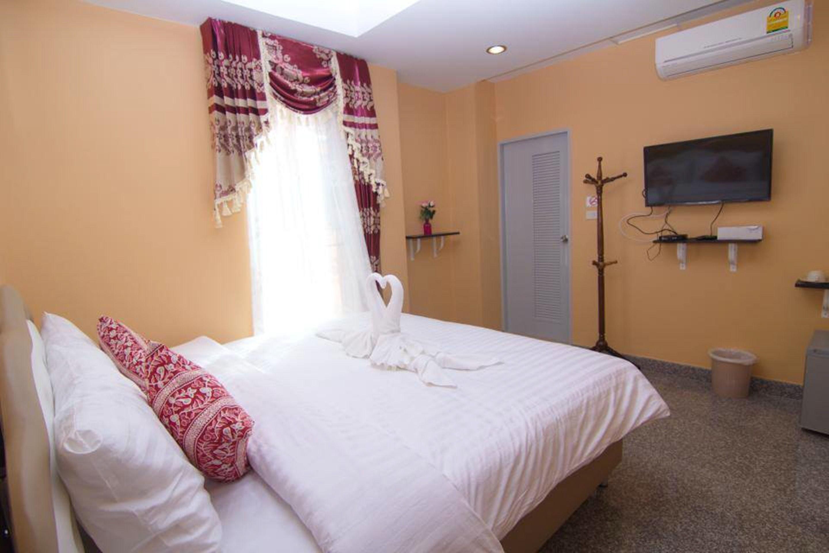 Chowdhury Boutique House — Photos 2